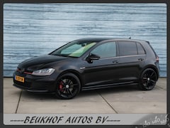 Volkswagen Golf - 2.0 TSI GTI Performance Automaat Xenon Navi