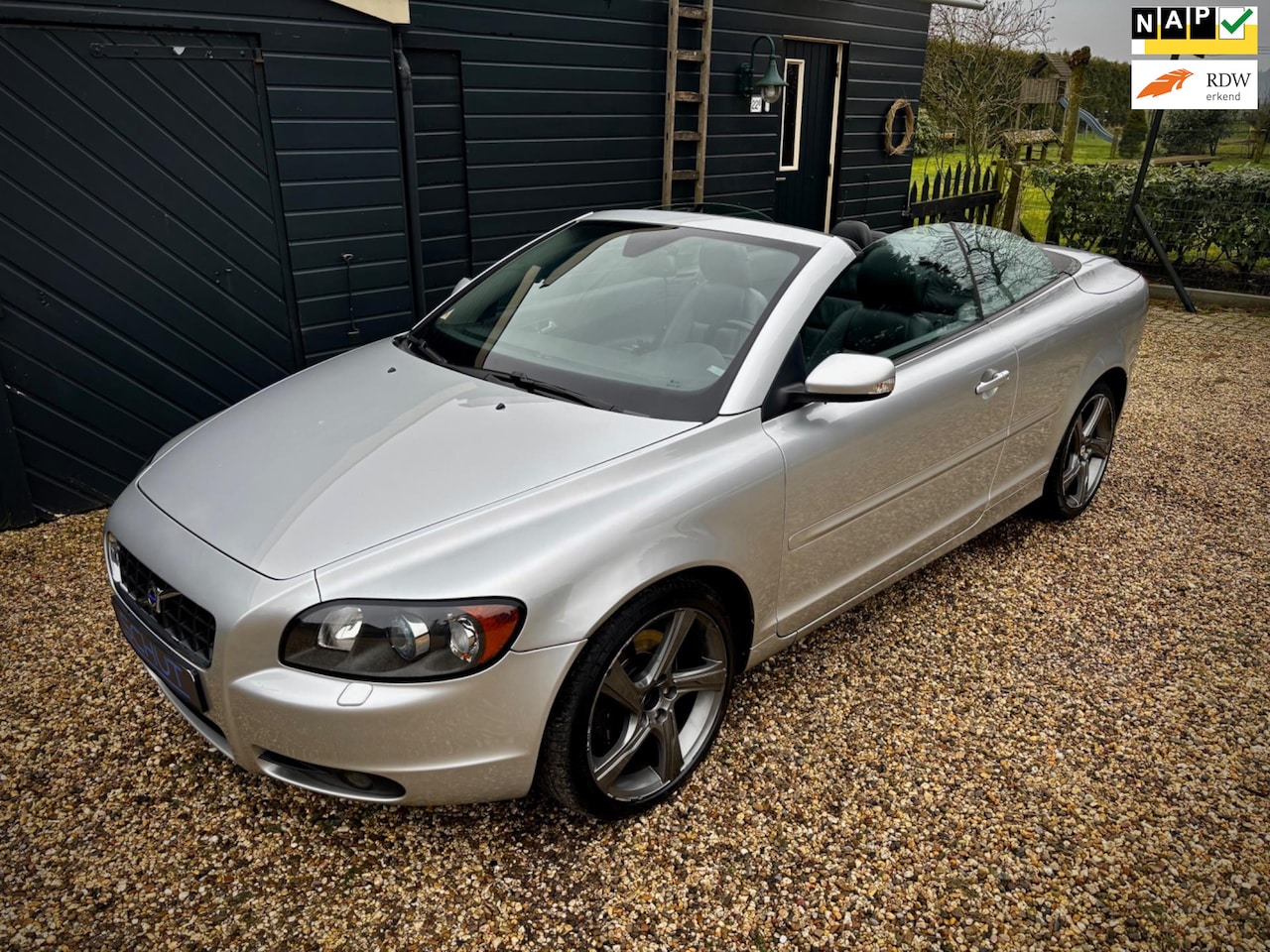 Volvo C70 Convertible - 2.4i 170pk Summum LEER | ORIG NL-AUTO | XENON | YOUGTIMER | WEING KM - AutoWereld.nl