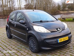 Peugeot 107 - 1.0-12V XR 1e eigenaar lage km airco cv op afs elektrische ramen