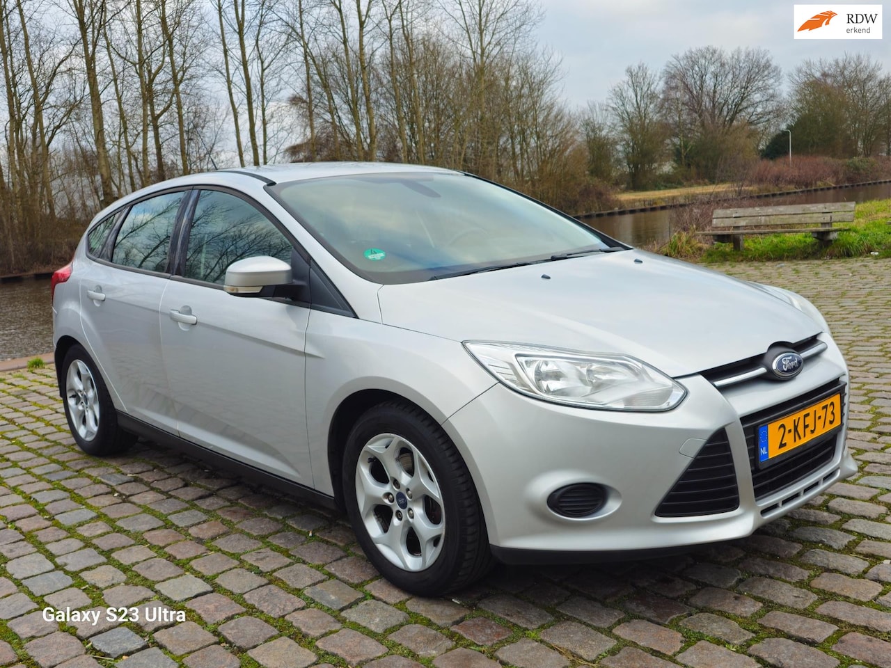 Ford Focus - 1.0 EcoBoost Trend Zeer nette auto dealer onderhouden parkeer sensor - AutoWereld.nl