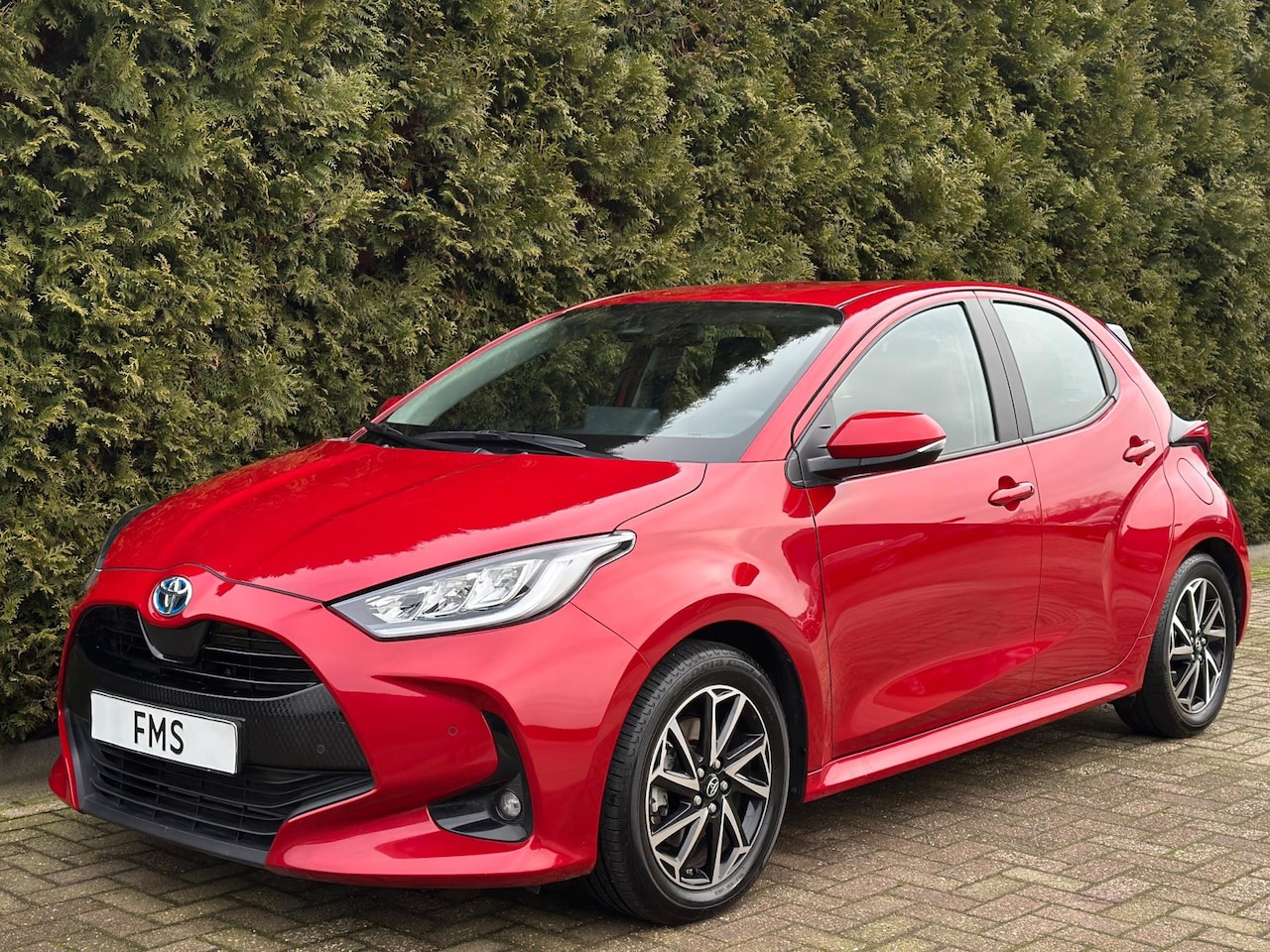 Toyota Yaris - 1.5 Hybrid Dynamic CarPlay LED Camera - AutoWereld.nl