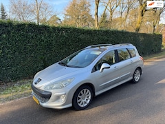 Peugeot 308 SW - 1.6 HDiF | 7 zitter| Panorama| Première