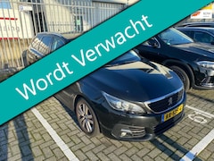 Peugeot 308 SW - 1.2 PureTech Executive 110pk 1e eig. Navi Carplay Panorama