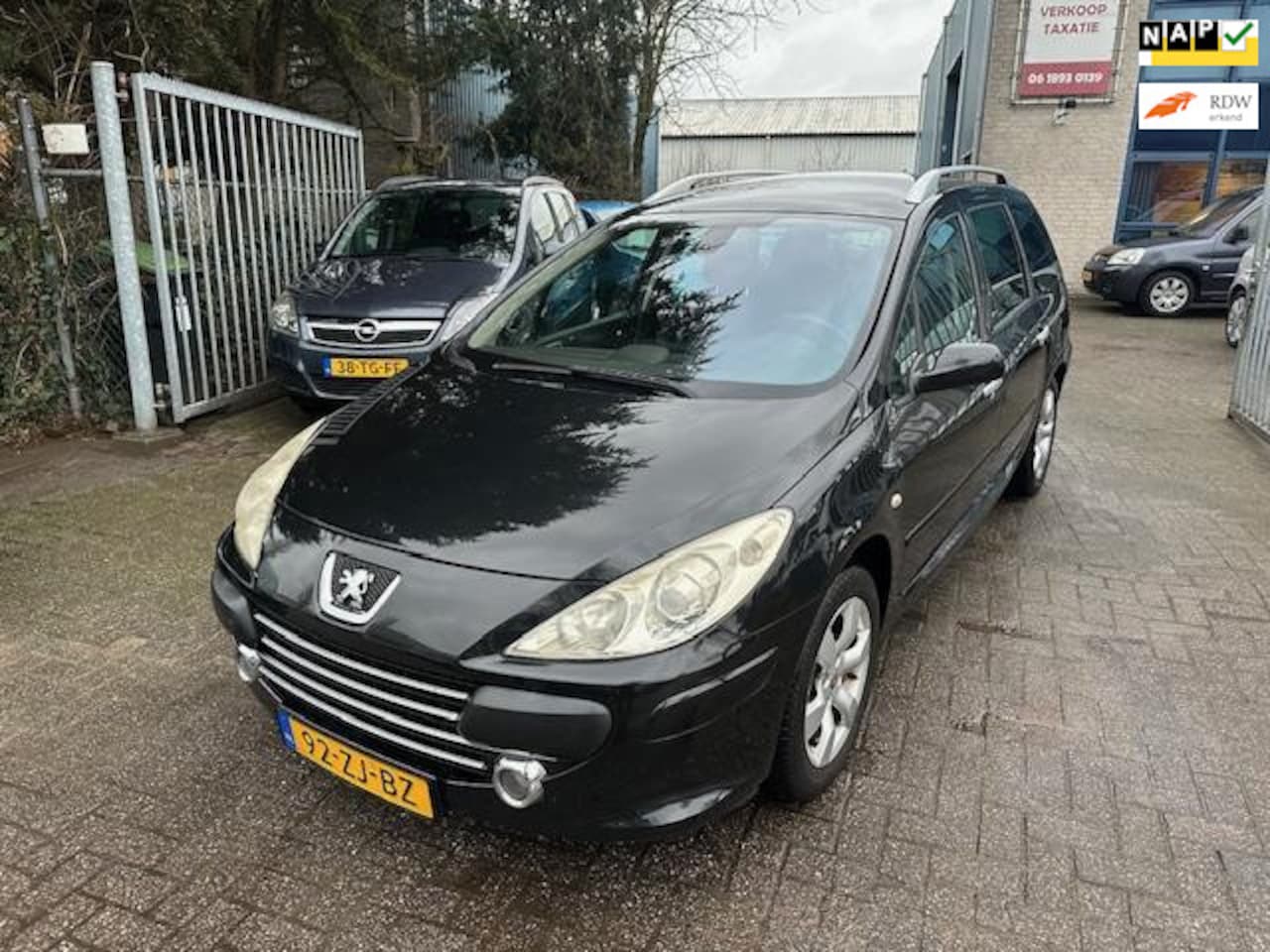 Peugeot 307 SW - 1.6-16V Premium 1.6-16V Premium, Airco, Trekhaak, Apk 02/2026, Cruise Control - AutoWereld.nl