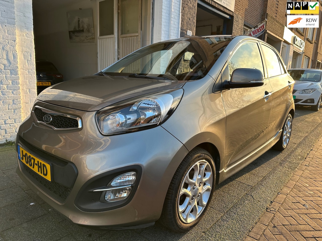 Kia Picanto - 1.0 CVVT Clima StoelVerwarming Dealer Onderhouden Nette Auto - AutoWereld.nl