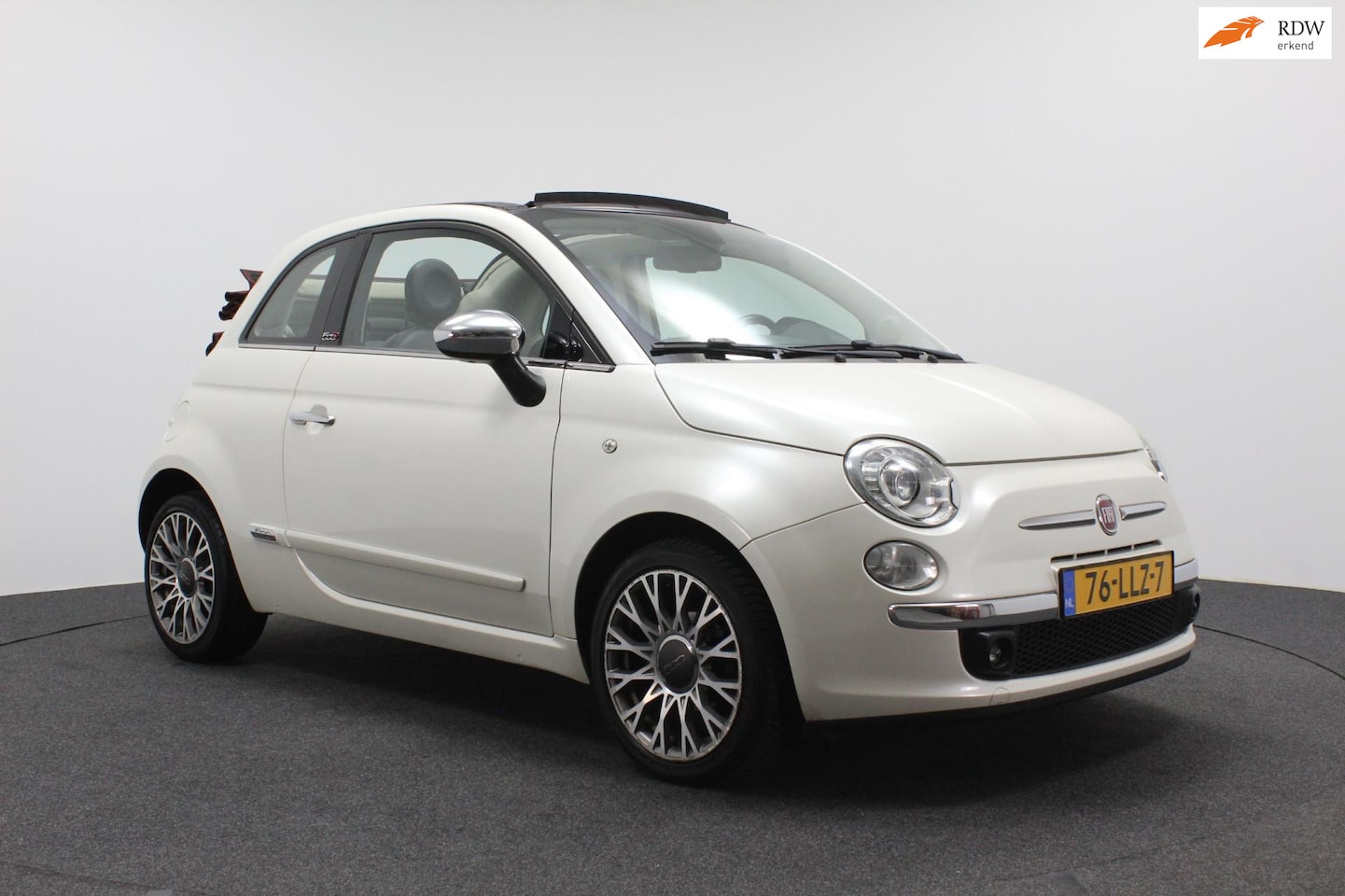 Fiat 500 C - 1.2 Rock | Cabrio | Automaat | Climate control | Stoelverwarming | Lederen bekleding | Spo - AutoWereld.nl