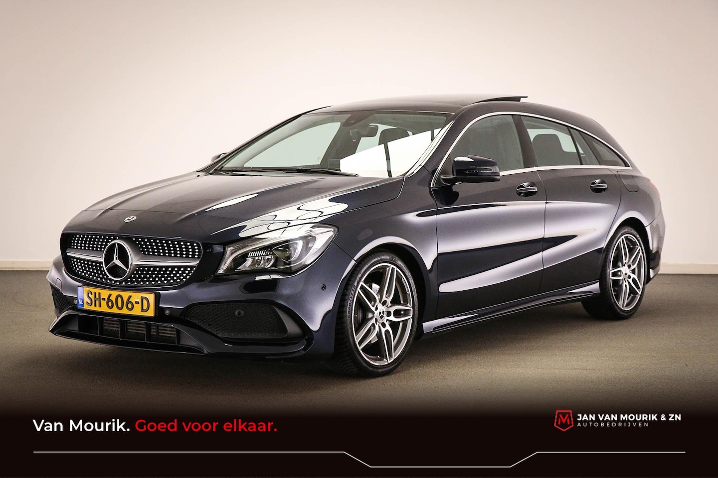 Mercedes-Benz CLA-klasse Shooting Brake - 180 AMG-Line | PANORAMADAK | SFEERVERLICHTING | APPLE CARPLAY - AutoWereld.nl