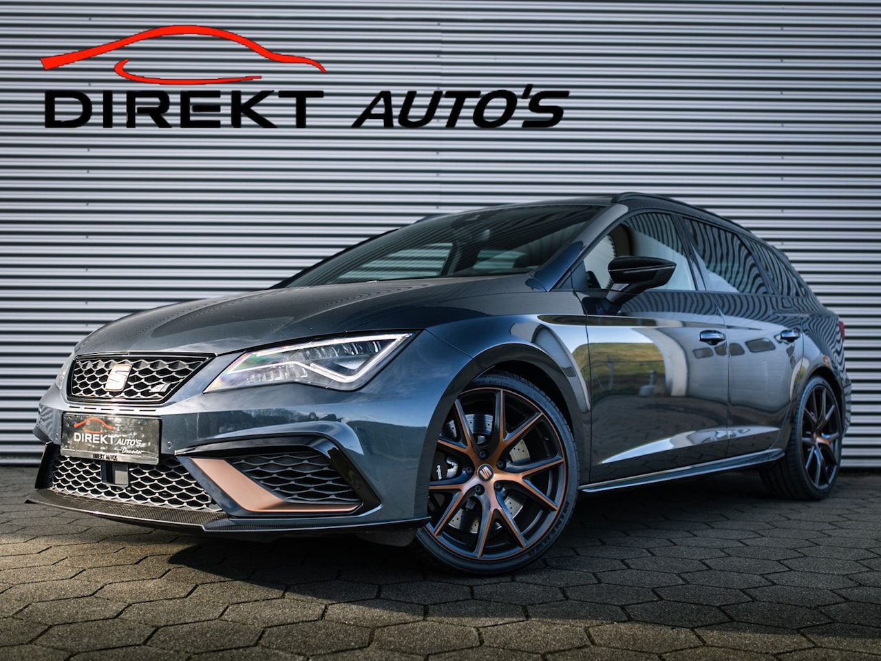 Seat Leon ST - 2.0 TSI CUPRA R 4DRIVE CARBON PANO BEATS BREMBO - AutoWereld.nl