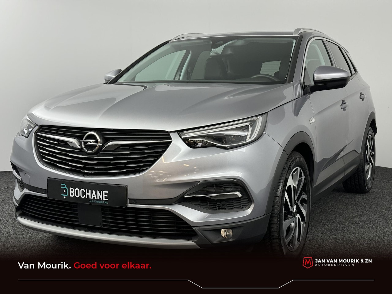 Opel Grandland X - 1.6 Turbo Innovation | Leder pakket | Trekhaak | Stoelverwarming | LED koplampen | - AutoWereld.nl