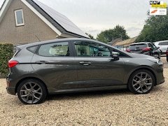 Ford Fiesta - 1.0 EcoBoost ST-Line Navigatie & Camera & Winterpakket