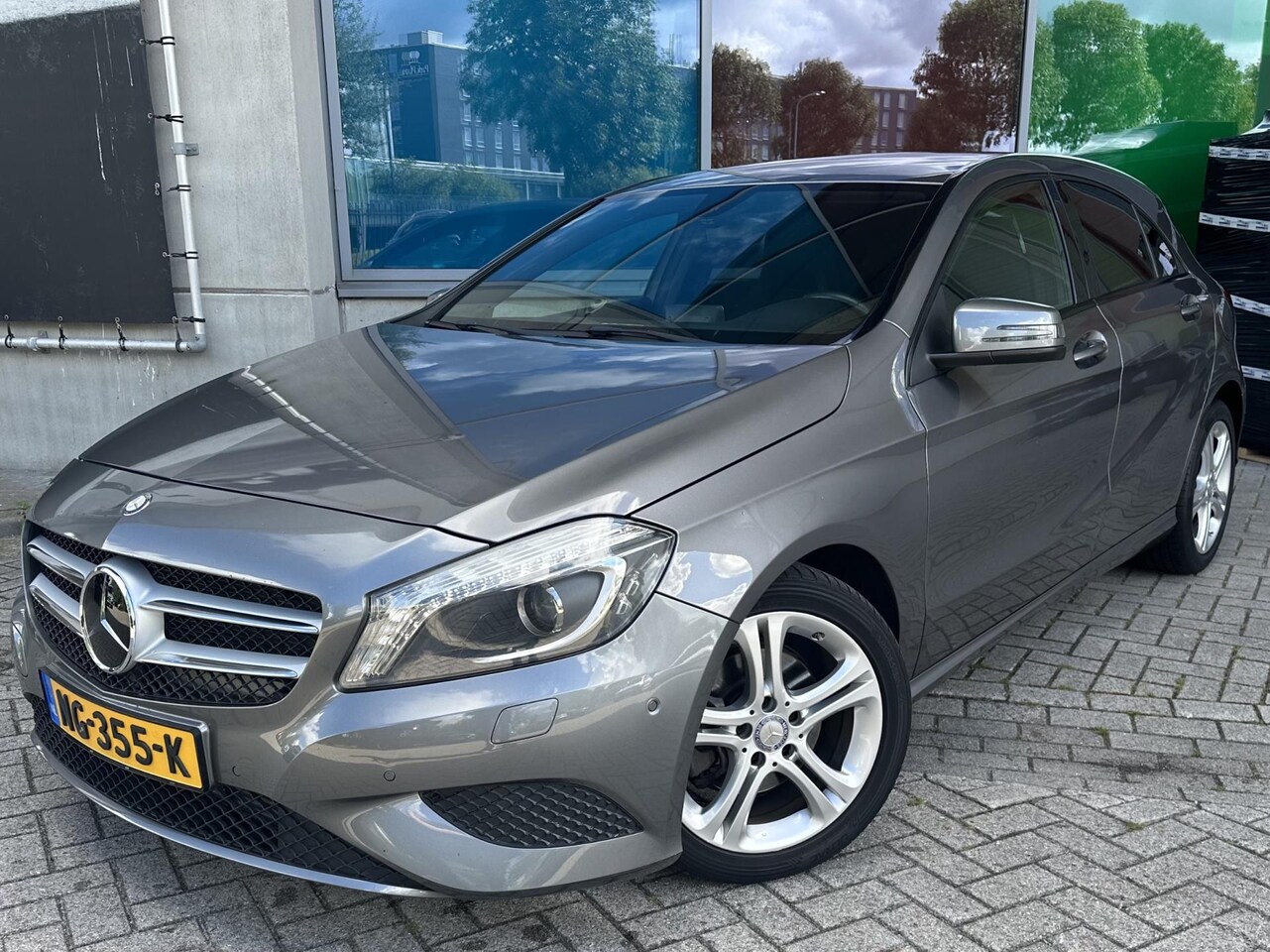 Mercedes-Benz A-klasse - 180 Prestige NAVI/LEDER/NETTEAUTO/STOELVERWARMING - AutoWereld.nl