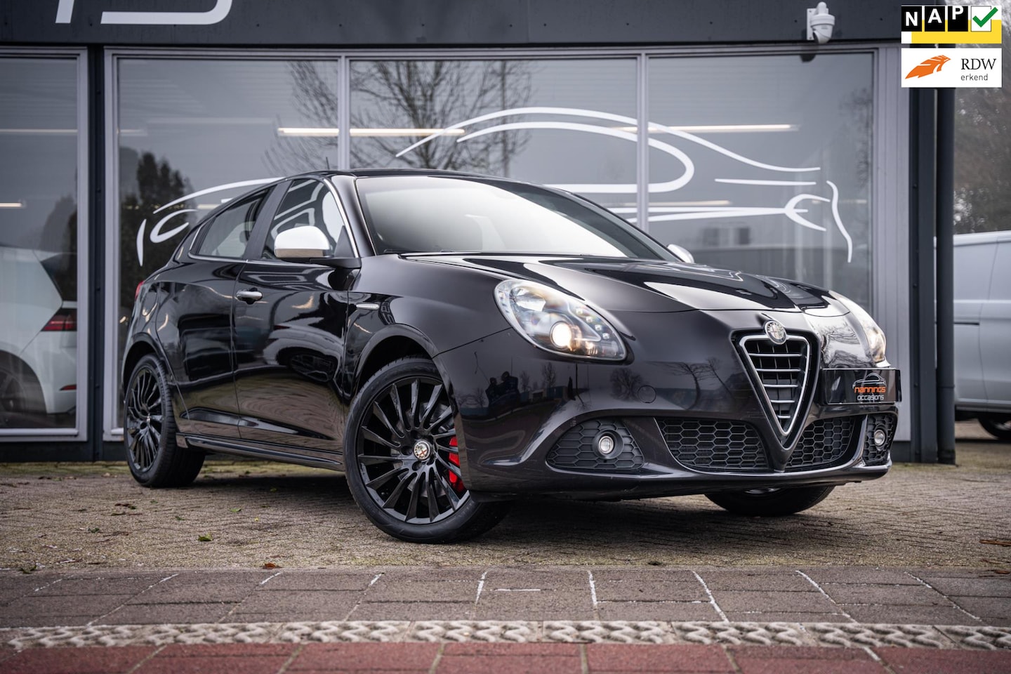 Alfa Romeo Giulietta - 1.4 T Distinctive|Nwe koppeling|Nwe banden|Nwe Apk|Bose|Climate|Leder|Sport int|PDC| - AutoWereld.nl