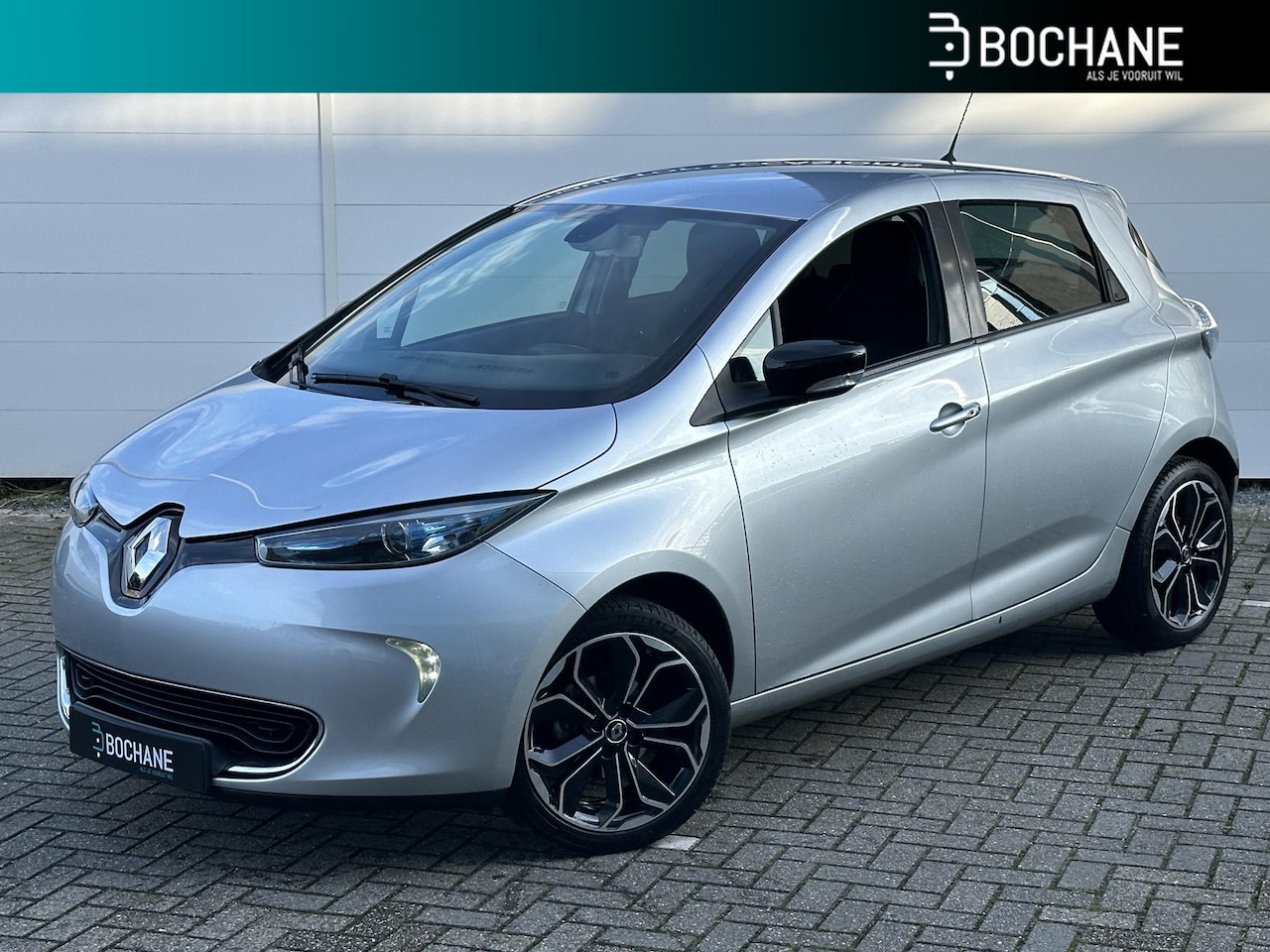 Renault Zoe - R110 Limited 41 kWh (Huuraccu) (Hoge Instap) Parkeerhulp | Navigatie | Cruise | Dealer Ond - AutoWereld.nl