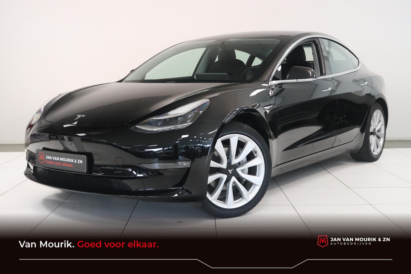 Tesla Model 3 - Standard RWD Plus 60 kWh | Autopilot | Leer | Camera | Panoramadak | - AutoWereld.nl