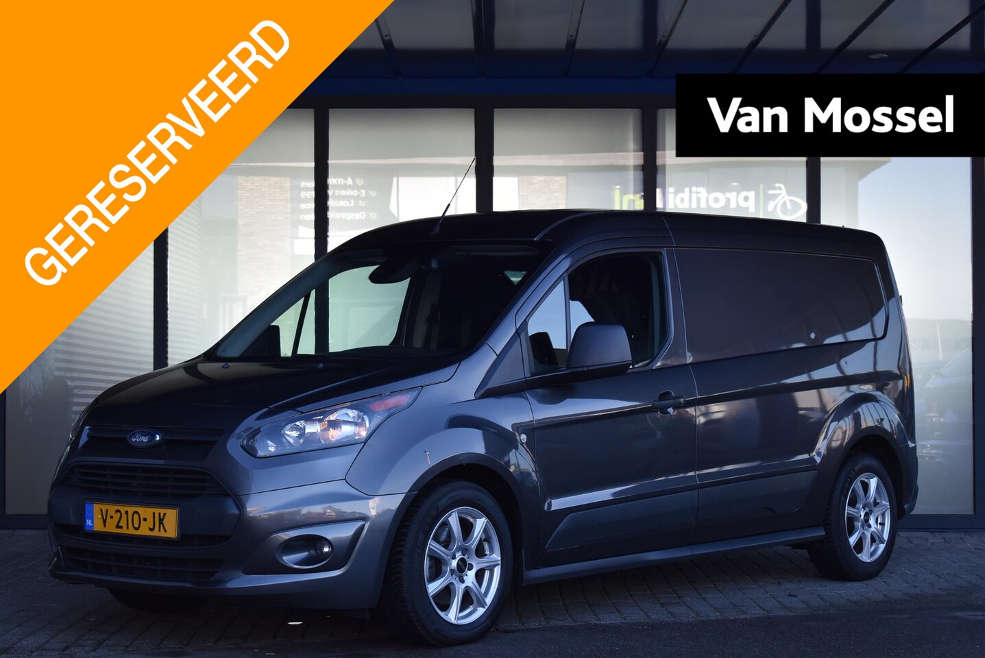 Ford Transit Connect - 1.5 TDCI L2 Trend | Cruise Control | Voorruit Verwarming | Navigatie | Apple CarPlay / and - AutoWereld.nl