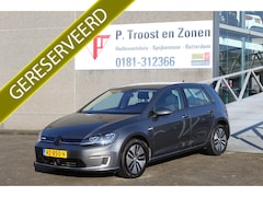 Volkswagen e-Golf - e-Golf Automaat/Achteruitrijcamera/Parkeersensoren/Apple carplay/Navigatie/Adaptive cruise