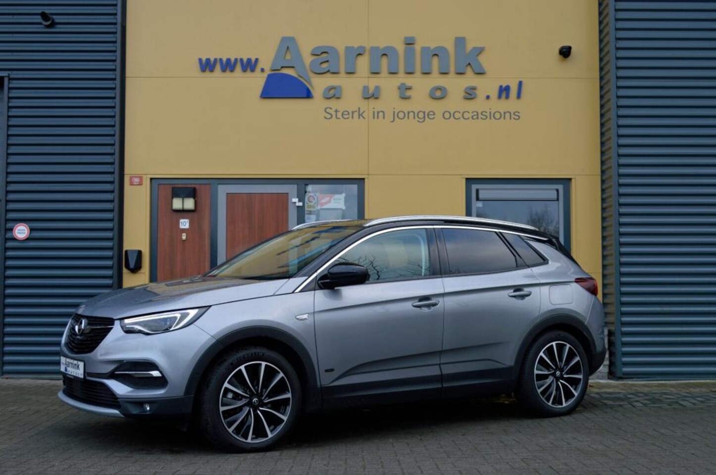 Opel Grandland X - 1.6 Turbo PHEV ultimate 300 PK - AutoWereld.nl