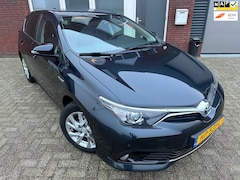 Toyota Auris - 1.8 Hybrid Dynamic / Navi / Camera / DAB / PDC / Cruise