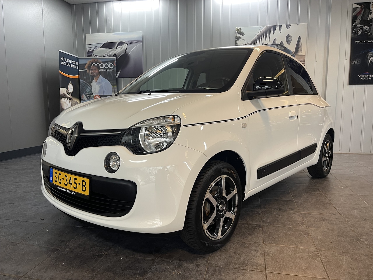 Renault Twingo - 1.0 SCe Limited Airco, Parkeersensoren, Cruise control. - AutoWereld.nl