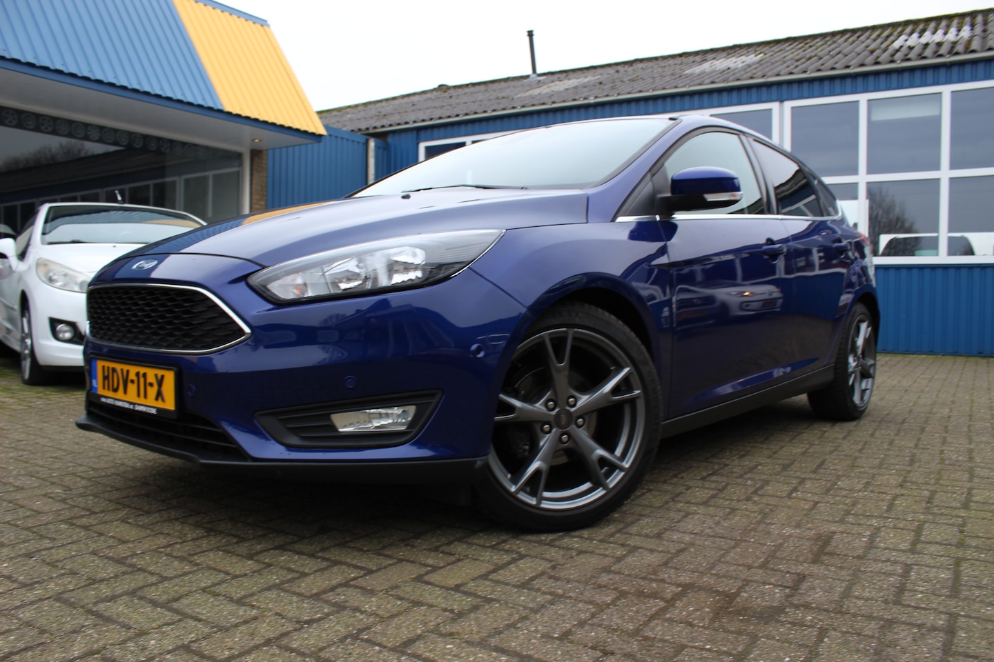 Ford Focus - 1.0i "Cool & Connect" Navi - 125 Pk !!! - AutoWereld.nl