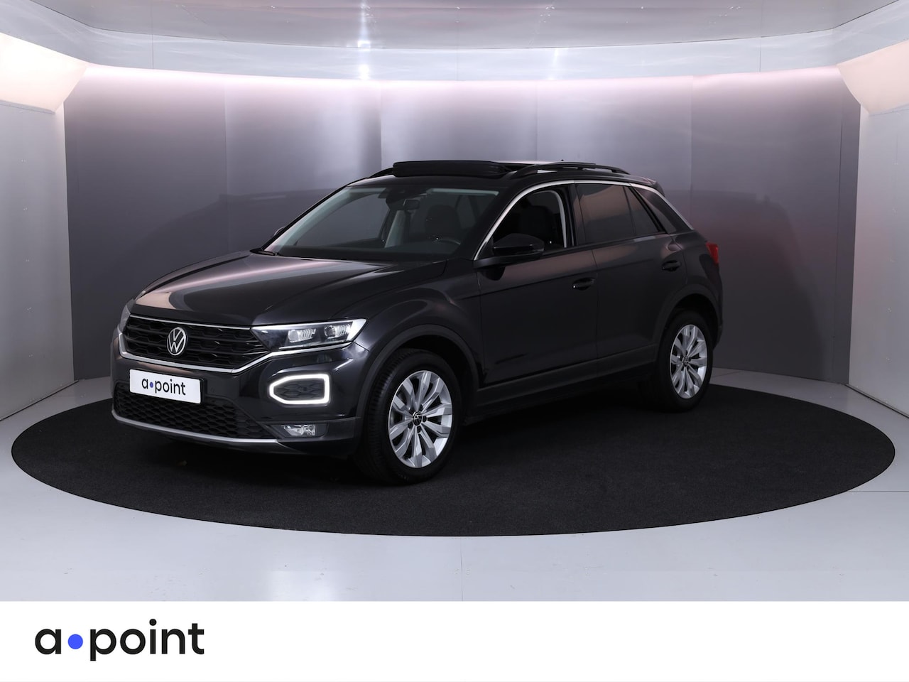 Volkswagen T-Roc - 1.0 TSI Style 110 pk | Navigatie via App | Panoramadak | Parkeersensoren | Adaptieve cruis - AutoWereld.nl