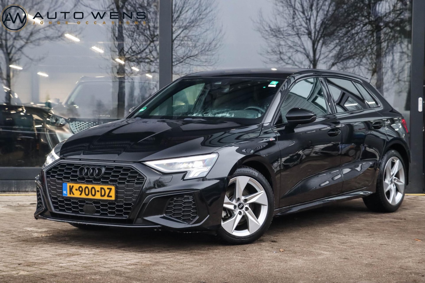 Audi A3 Sportback - 35 TFSI S edition Automaat | S-Line | Sportstuur | Blackpakket - AutoWereld.nl