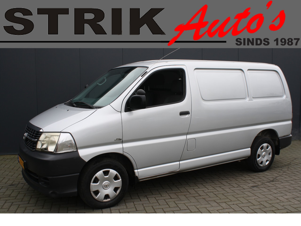 Toyota HiAce - 2.5 D-4D 71KW KWB Comfort - AIRCO - TREKHAAK - AutoWereld.nl