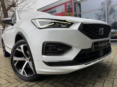 Seat Tarraco - 1.5 TSI FR AUT. * PANORAMADAK/ 19 INCH/ CARPLAY/ RADAR/ TREKHAAK