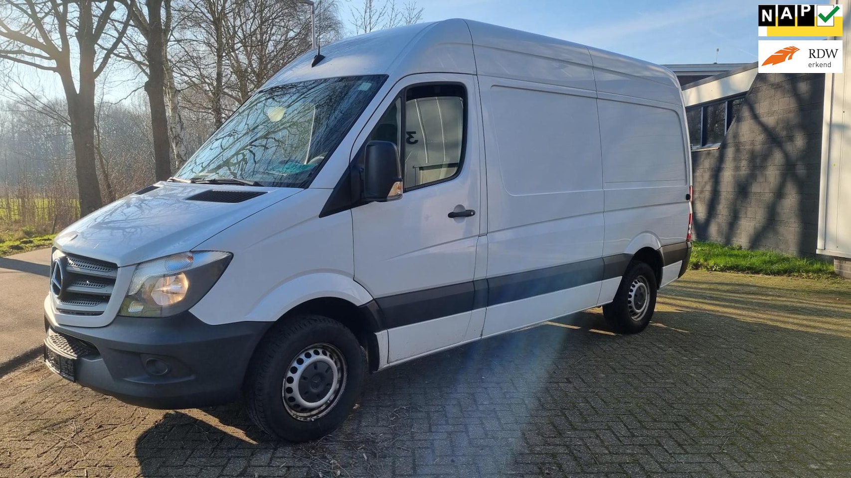 Mercedes-Benz Sprinter - 316CDI 6/2015 L2H2 LANG HOOG NETTE STAAT 290000KM - AutoWereld.nl