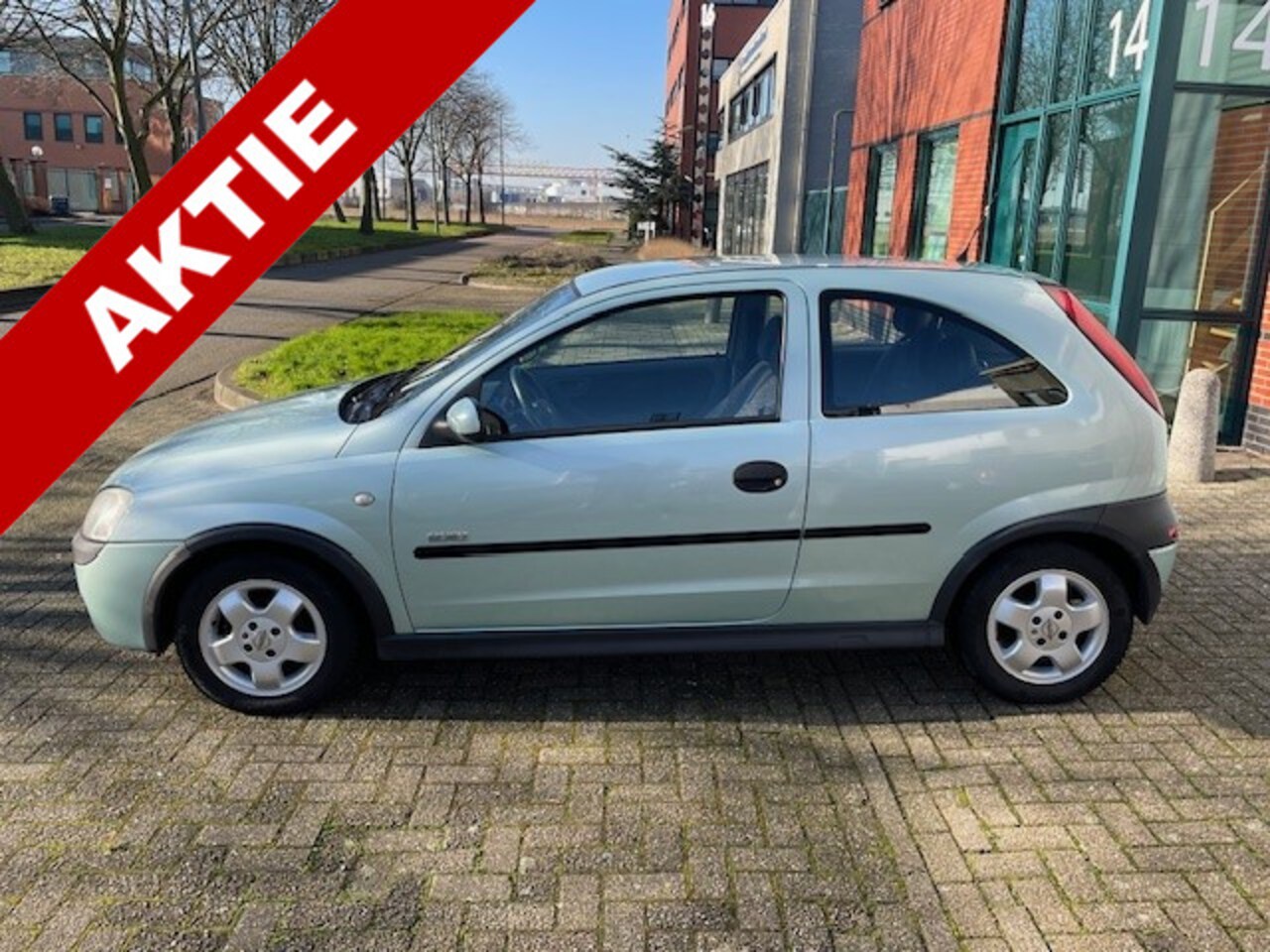 Opel Corsa - 1.2-16V Elegance | AIRCO | APK TM 16/09/2025 | LM VELGEN ! EL.RAMEN + EL.SPIEGELS + RADIO - AutoWereld.nl