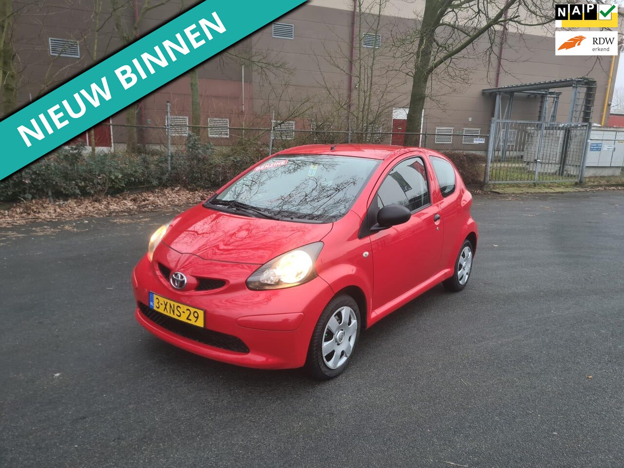 Toyota Aygo - 1.0 VVT-i Access NETTE AUTO MET MOOIE LAGE KM STAND - AutoWereld.nl