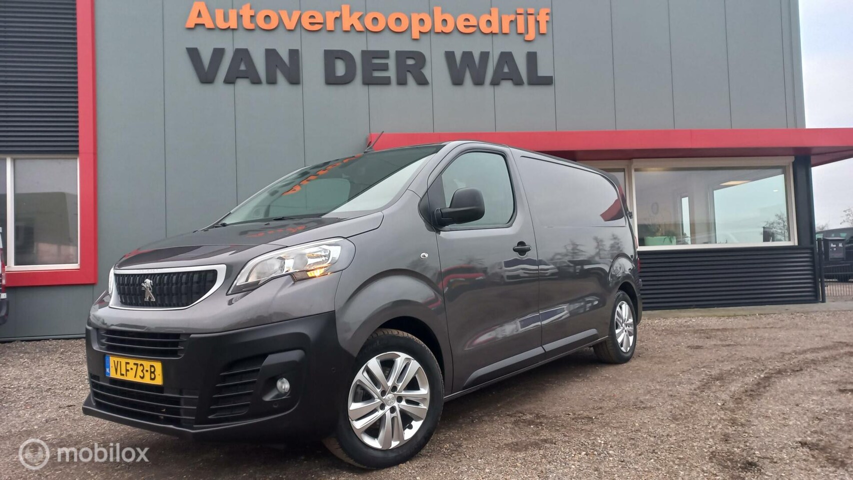 Peugeot Expert - Bestel 2.0 BlueHDI 120 Standard Asphalt - AutoWereld.nl