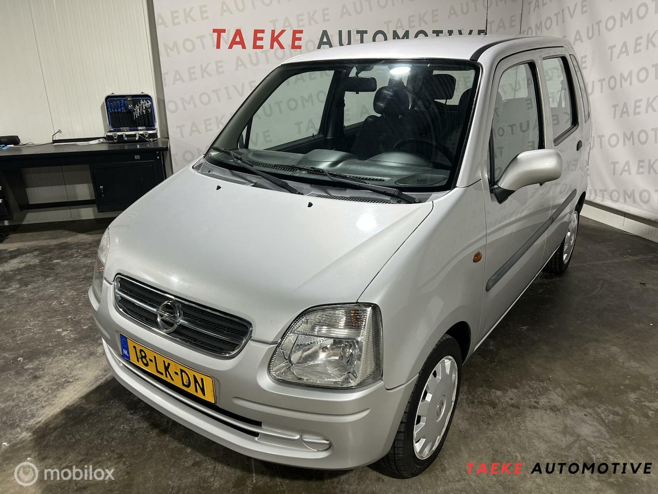 Opel Agila - 1.2-16V Comfort 1.2-16V Comfort - AutoWereld.nl