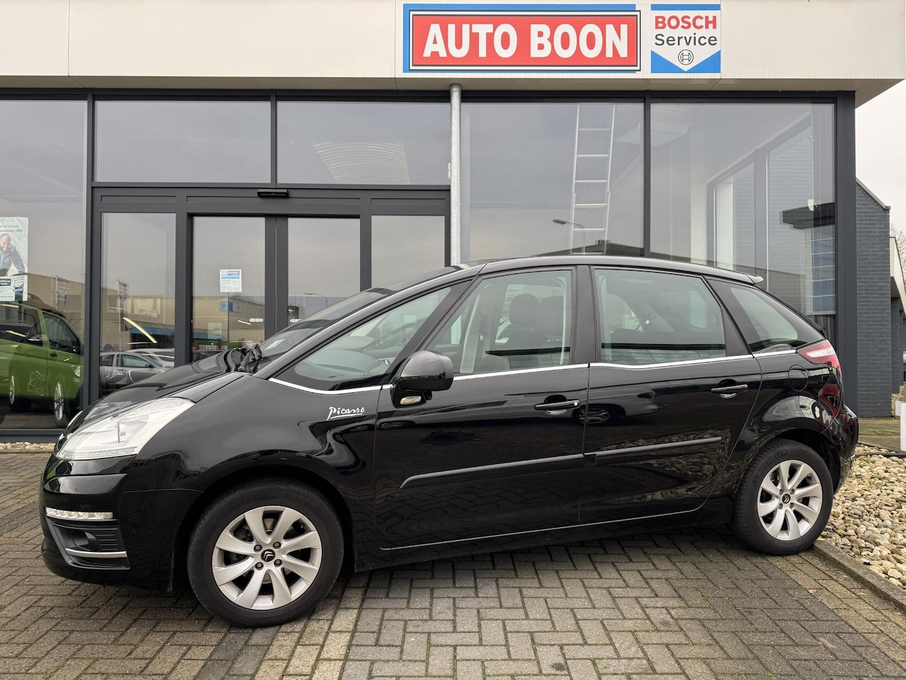 Citroën C4 Picasso - 1.6 VTi Business 120PK /NAVI/CLIMA/PDC/MEDIA 1E EIG. KM=NAP - AutoWereld.nl