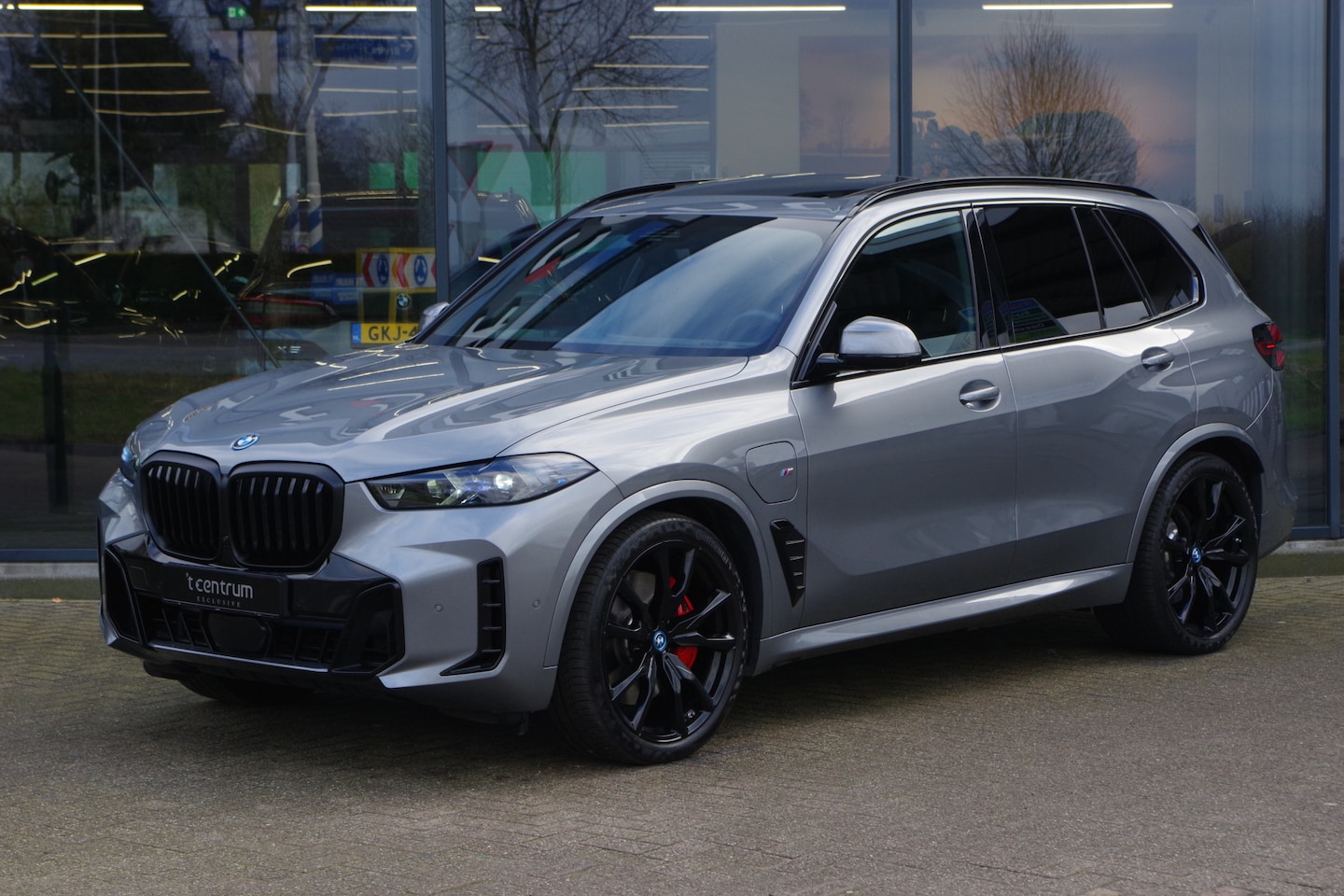 BMW X5 - xDrive50e 490 PK M-Sport Pro, Panoramadak, Elek. Trekhaak, Head-Up Display, Harman / Kardo - AutoWereld.nl