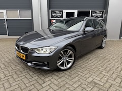 BMW 3-serie Touring - 316i Executive Sport NAP Leer Pano Trekhaak Carplay grote navi s