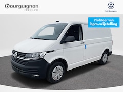 Volkswagen Transporter - 2.0 TDI 110 pk L1H1 28 | Bijrijdersbank | Achterdeuren | A-Camera | Navi via App | BPM Vri