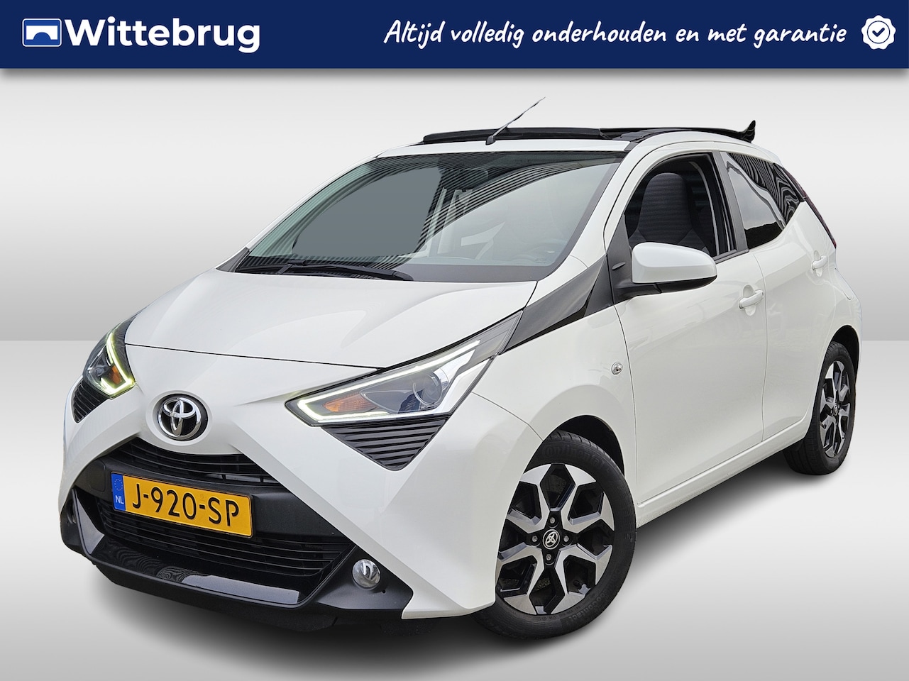 Toyota Aygo - 1.0 VVT-i x-joy | Cabriodak | Camera | Climate Control | Apple Carplay en Android Auto | - AutoWereld.nl