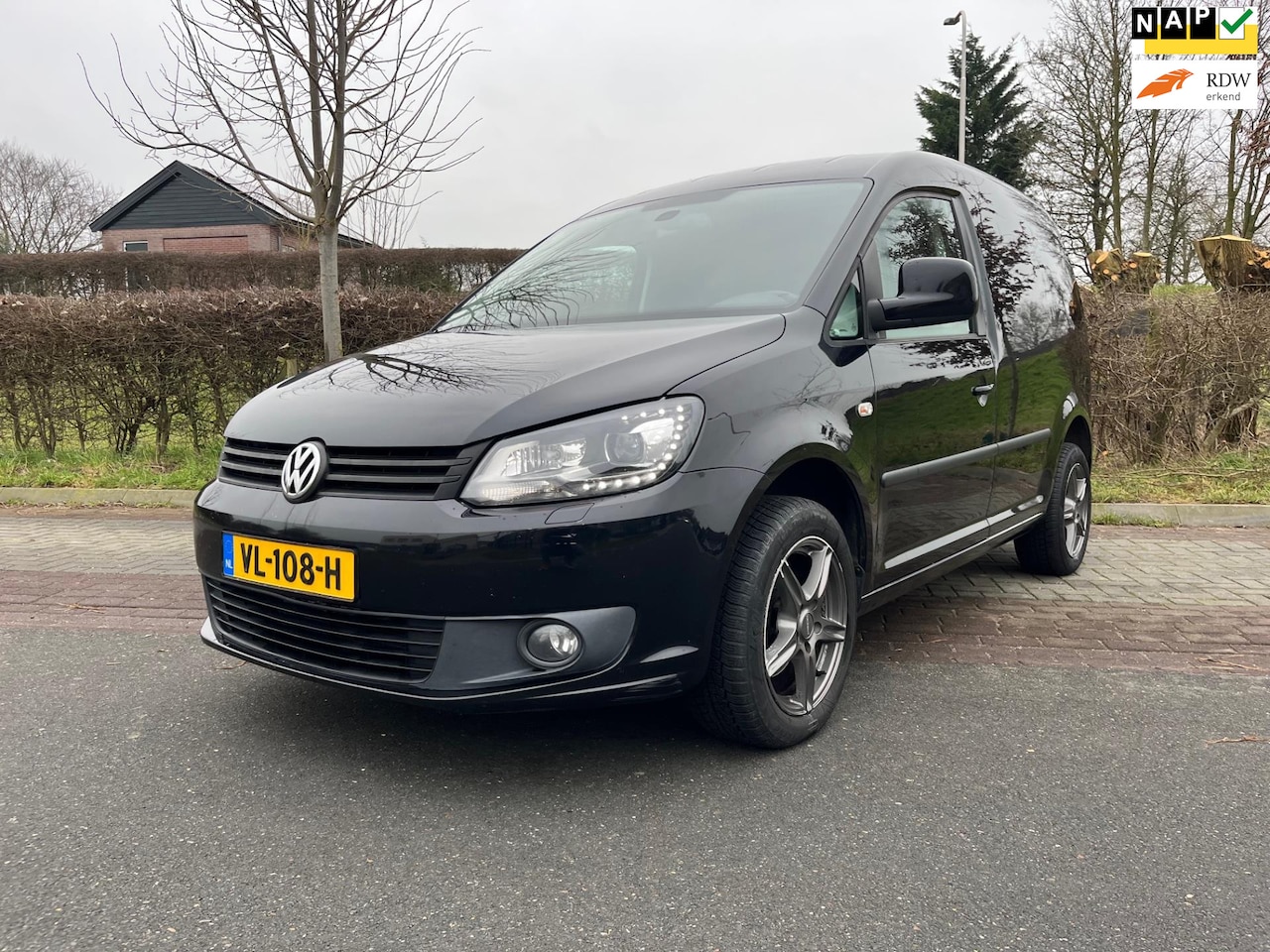 Volkswagen Caddy - 1.6 TDI 1.6 TDI, Automaat, Navi, Leer, Trekh, Xenon - AutoWereld.nl