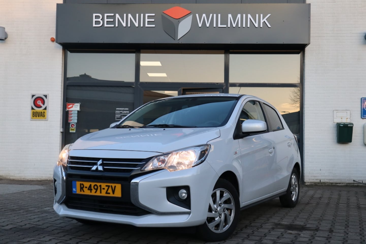 Mitsubishi Space Star - 1.2 Dynamic Cruise/Camera/Apple/AndroidAuto - AutoWereld.nl