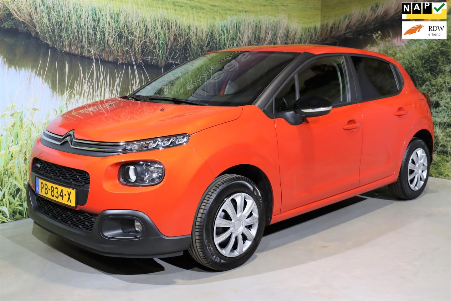 Citroën C3 - 1.2 PT Feel 105g | LED | Carplay | Parkeersensor - AutoWereld.nl