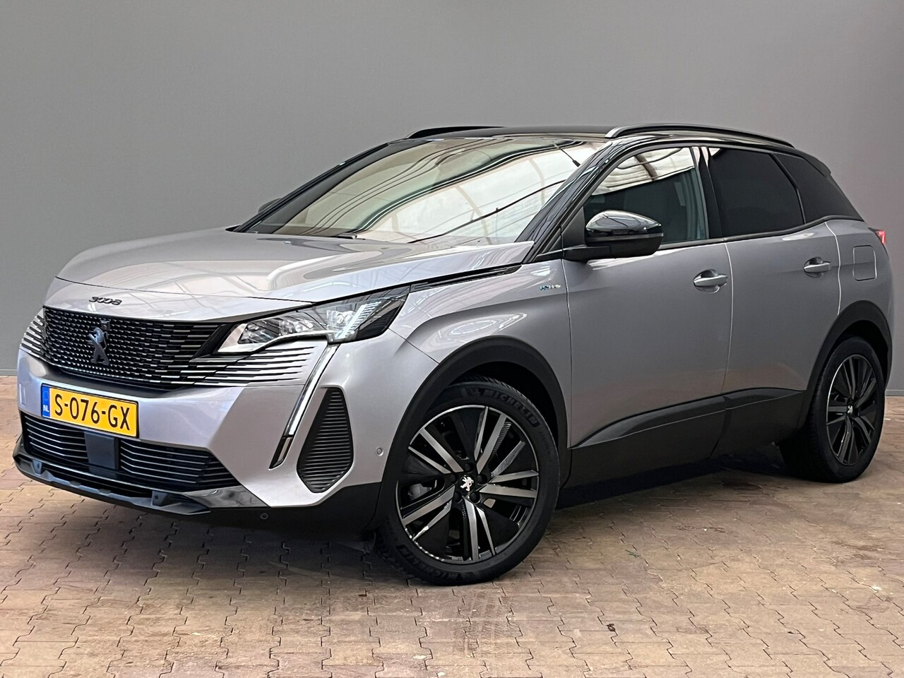 Peugeot 3008 - 1.6 HYbrid 225 GT Pack Business 1.6 HYbrid 225PK GT Pack Business | Elek. Stoel | massage - AutoWereld.nl