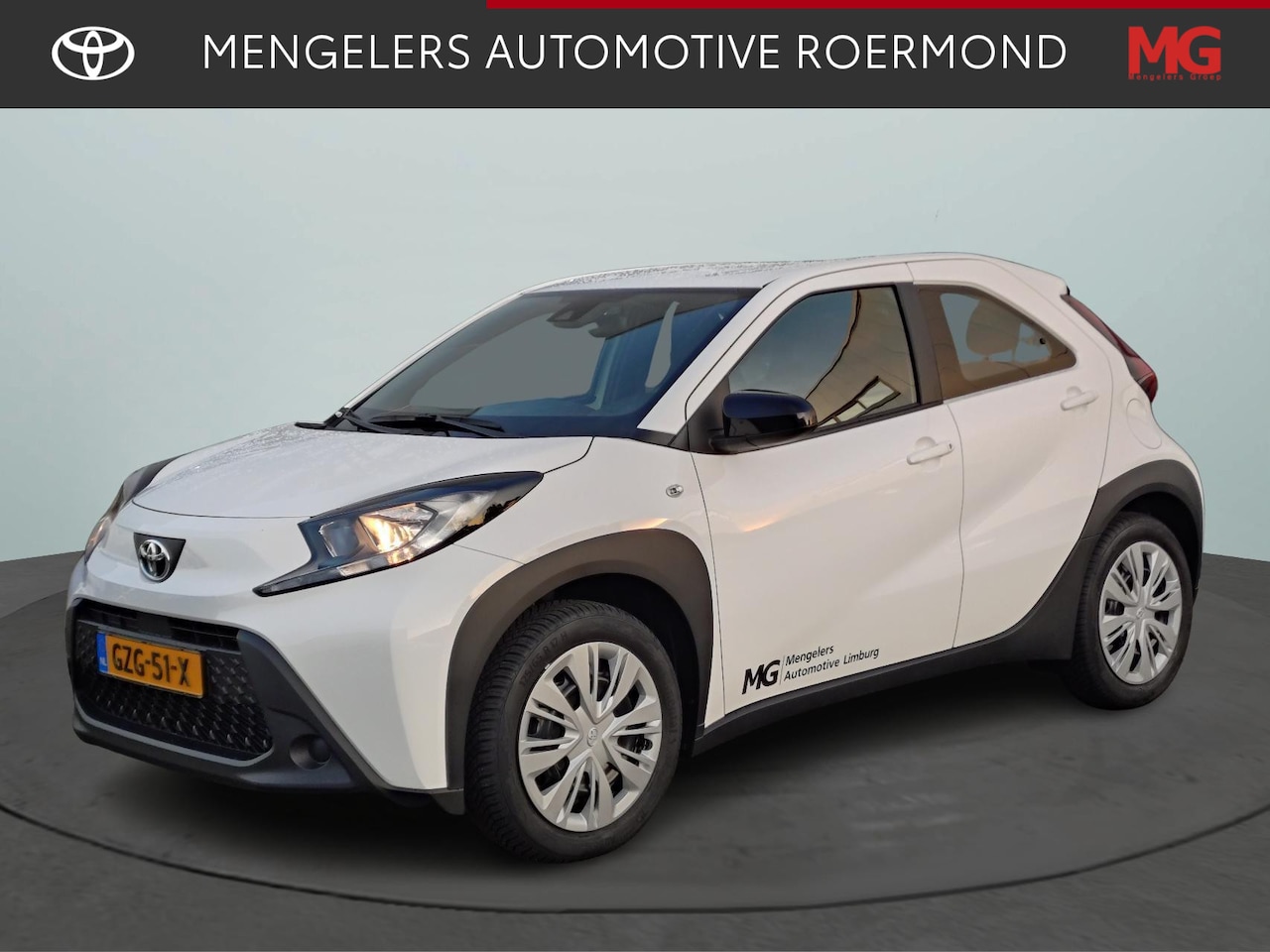 Toyota Aygo X - 1.0 VVT-i MT play 1.0 VVT-i MT Play | DEMO - AutoWereld.nl