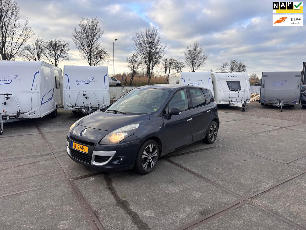 Renault Scénic - 1.5 dCi Bose Clima.Navi - AutoWereld.nl