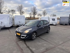 Renault Scénic - 1.5 dCi Bose Clima.Navi