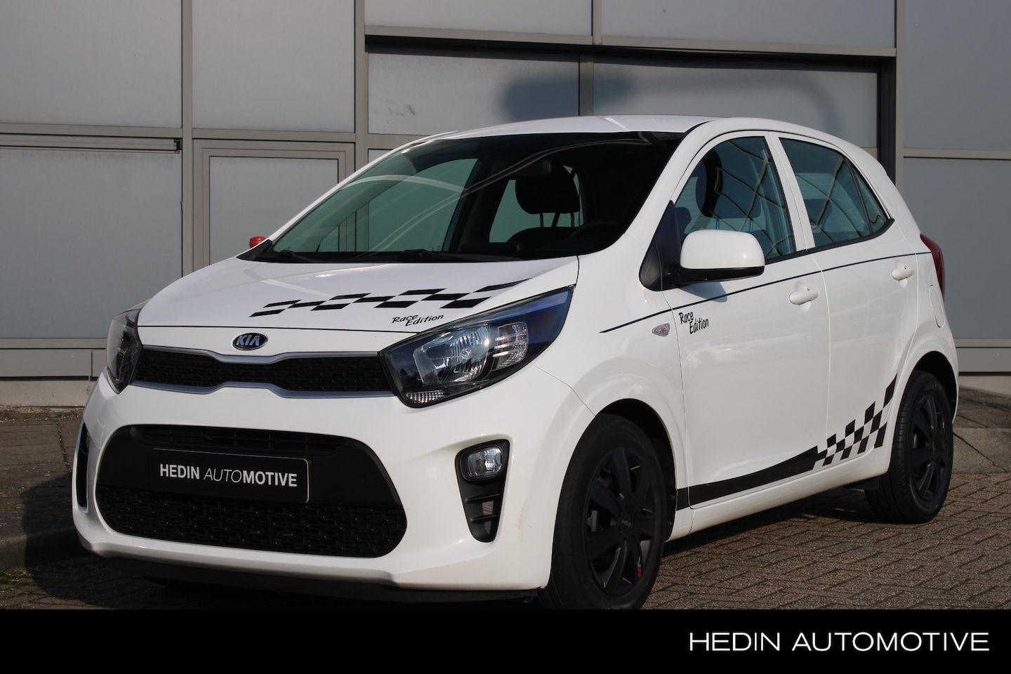 Kia Picanto - 1.0 MPi ComfortPlusLine Navigatie | Race Edition - AutoWereld.nl