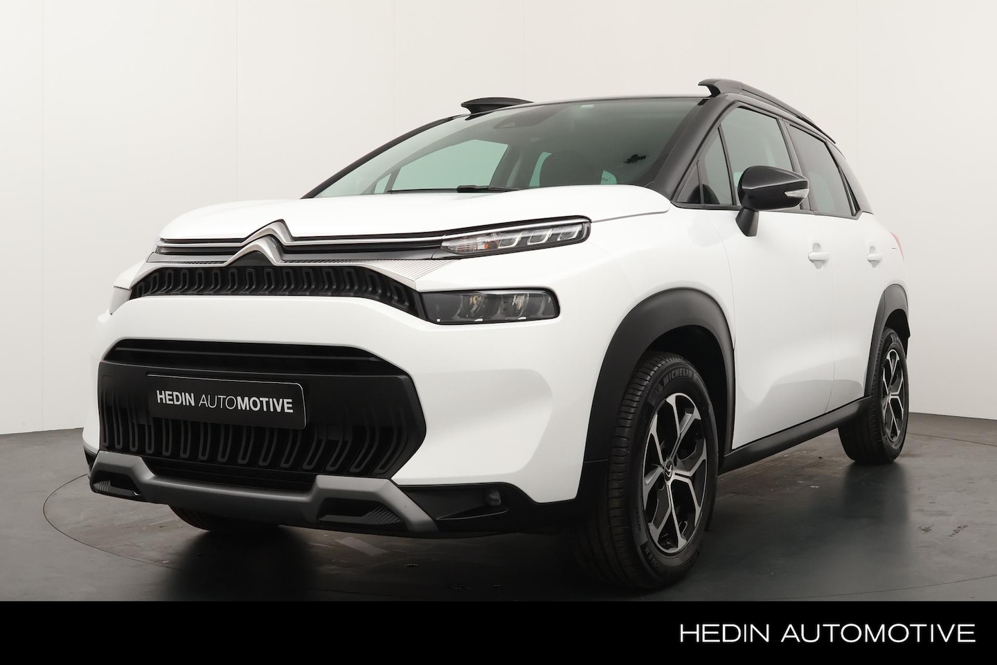 Citroën C3 Aircross - 1.2 130 pk Shine AUTOMAAT | Apple Carplay / Android Auto | Camera | Navigatie | Cruise Con - AutoWereld.nl