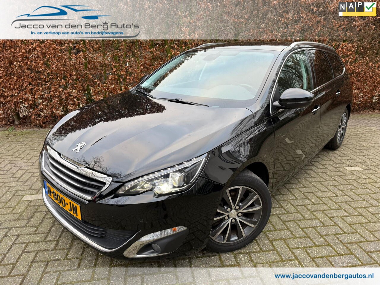 Peugeot 308 - 1.6 BlueHDi Allure I Panorama I Trekhaak - AutoWereld.nl