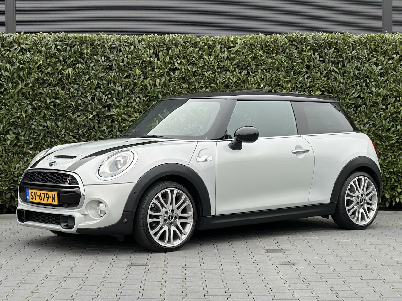 MINI Cooper S - Mini 2.0 JCW PAKKET, PANO, LEDER/ALCANTARA, H/K, CRUISE, NAVI, ECC-AIRCO, LED, PDC, STOELV - AutoWereld.nl