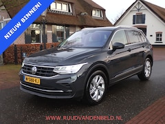 Volkswagen Tiguan - 1.5TSI FACELIFT ACC/NAVI/CAMERA/CARPLAY/FULL-LED